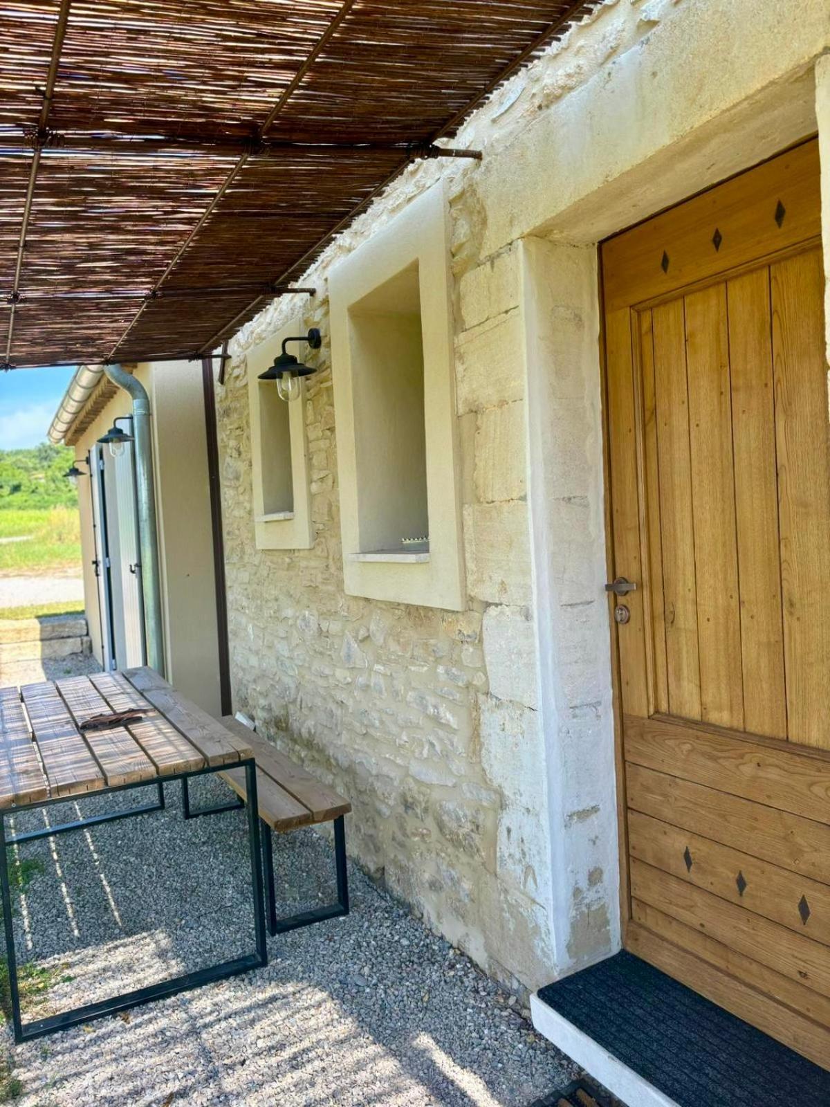 Вилла Le Petit Cabanon Provencal Ман Экстерьер фото